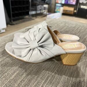 NWOT Nanette Lepore Leather Chunky Heels